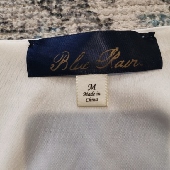 🌲🌲🌲flash sale✨ ❗Blue Rain embroided romper size M - Picture 4 of 4